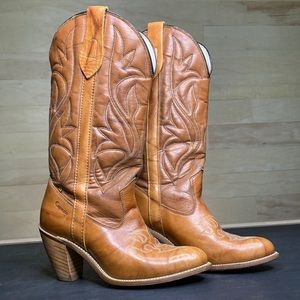 Cowboy boots tan leather womens 6 1/2 heel round toe vintage western capezio